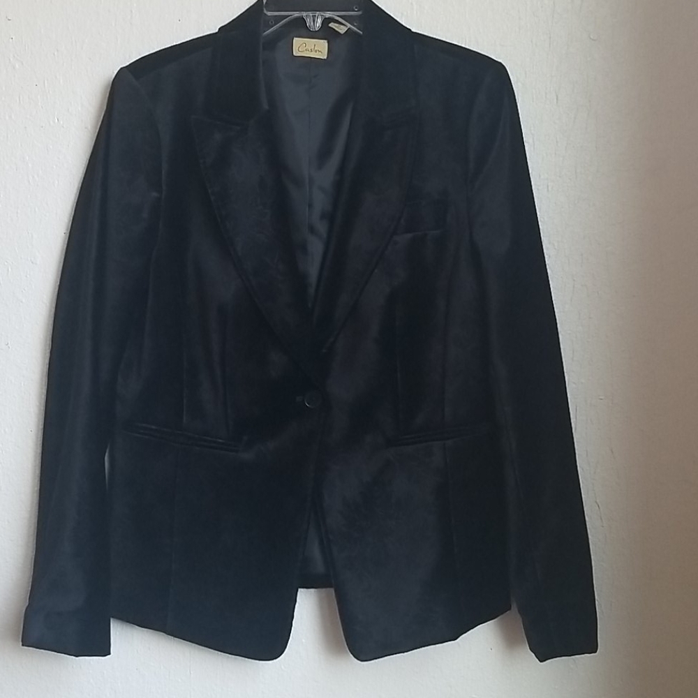Black velvet blazer